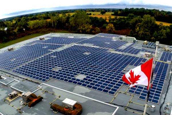 Rooftop-Solar-Panel-Installation-Canada