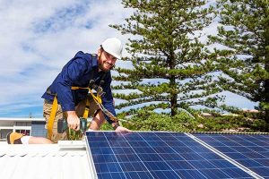 solar-panel-installer
