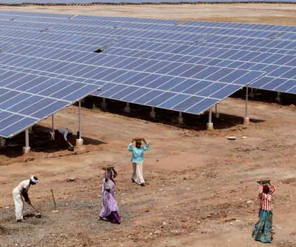India’s-booming-solar-sector