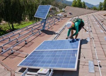 New NEM 3.0 provisions will cut California solar market in half by 2024, says new WoodMac analysis