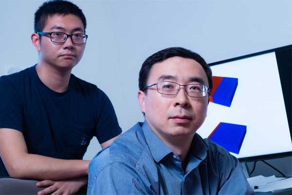 Rice-graduate-student-Kaiqi-Yang,-left,-and-materials-scientist-Ming-Tang
