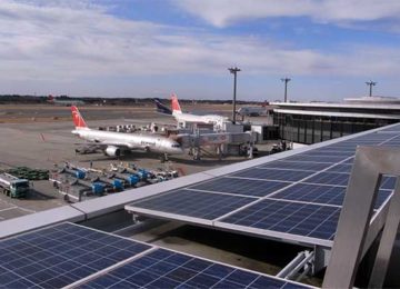 Only 20 percent of the 488 public airports studied in the U.S — have solar panels. Opportunity or failure?