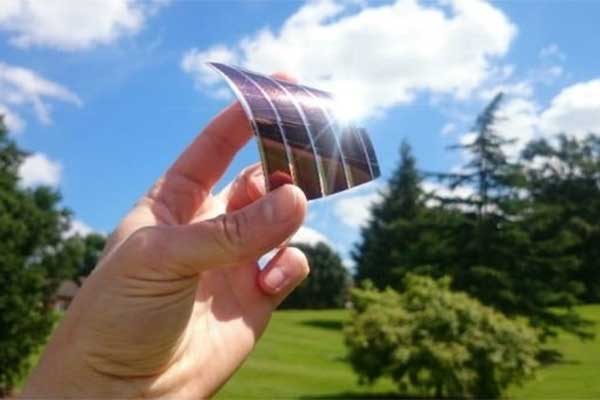 Surrey-is-leading-the-way-in-perovskite-tandem-solar-cells