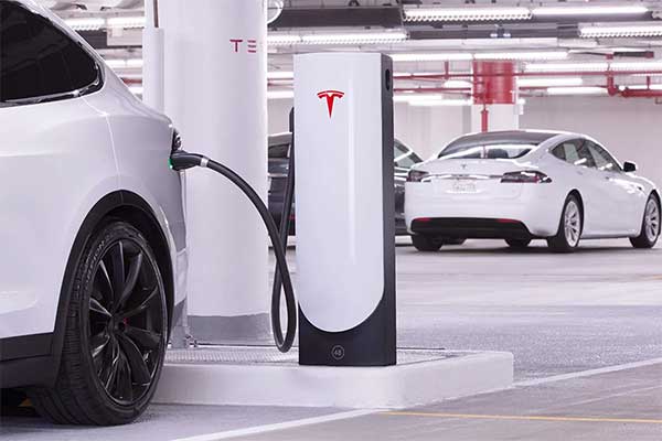 Tesla-Supercharger-stations