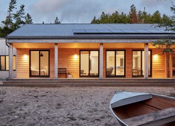 Check out this urban—yet minimalistic and luxurious solar-powered off-grid home on Manitoulin Island, Ontario