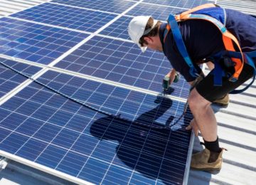ITC recommends an extension of Trump-era tariffs on imported solar panels, Biden to decide