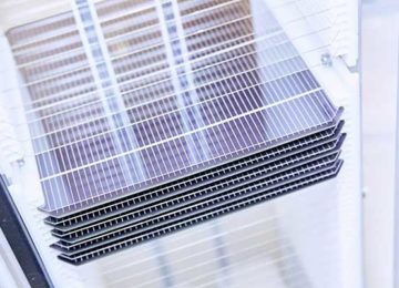Researchers combine silicon and perovskite solar cells to overcome the 26% practical efficiency limit