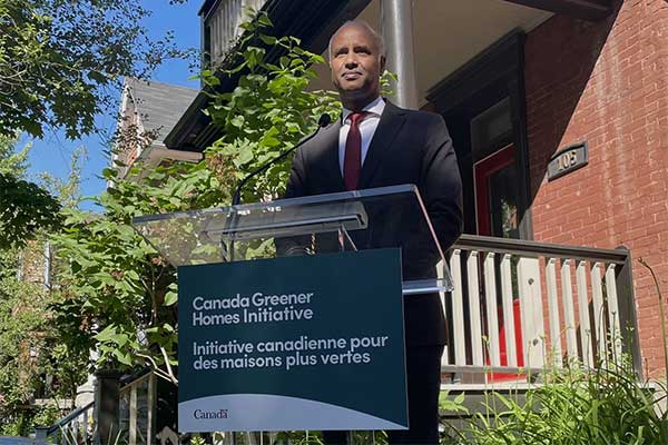 Honourable-Ahmed-Hussen,-Minister-of-Housing-and-Diversity-and-Inclusion