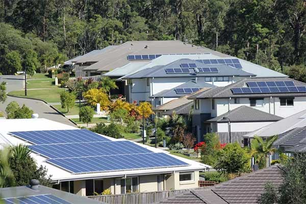 Australians-have-led-the-way-in-installing-solar-panels