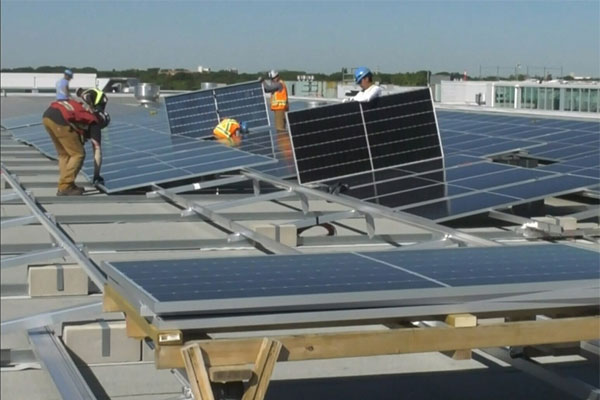 Largest-rooftop-solar-array-in-Canada-installed-at-Edmonton-Expo-Centre